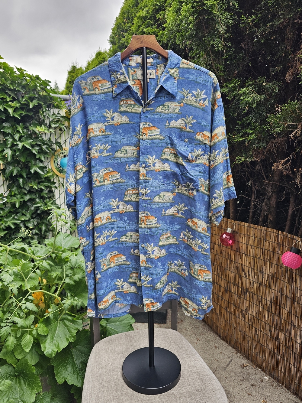 Men's Blue Hawaiian Casual Button-Down Shirt with Surf Van Print